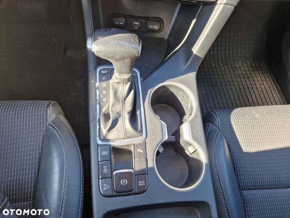 Kia Sportage 1.6 T-GDI L 4WD DCT - 17