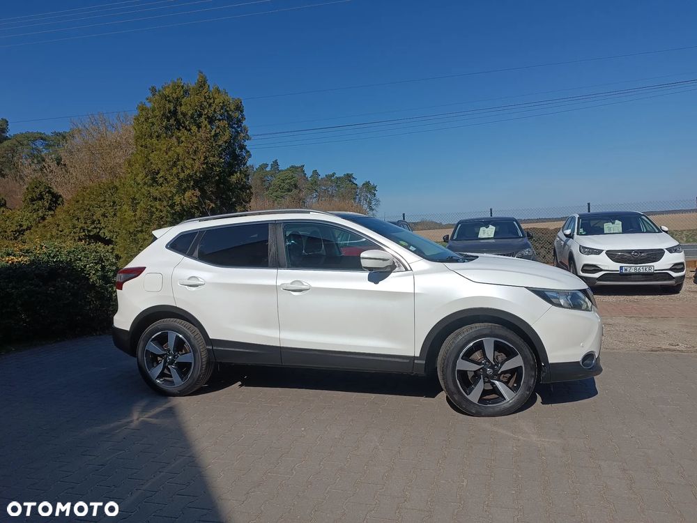 Nissan Qashqai 1.5 dCi N-Connecta - 12