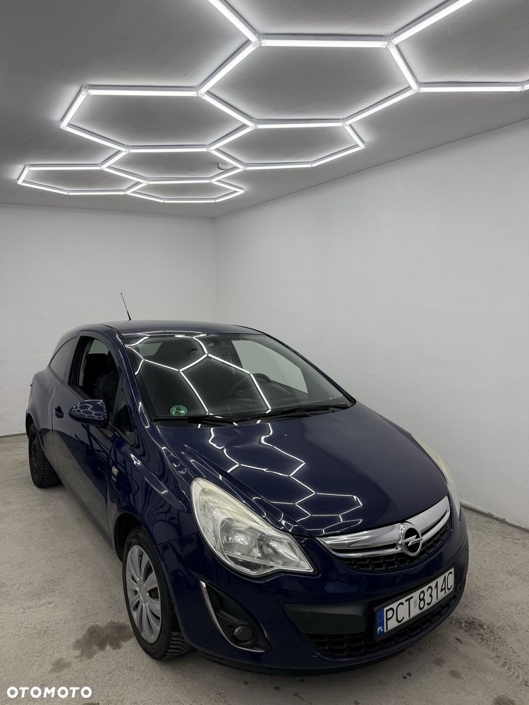 Opel Corsa - 1