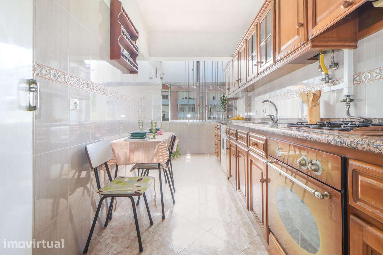 Apartamento T2 na Cruz de Pau - Amora - Seixal - Grande imagem: 3/34