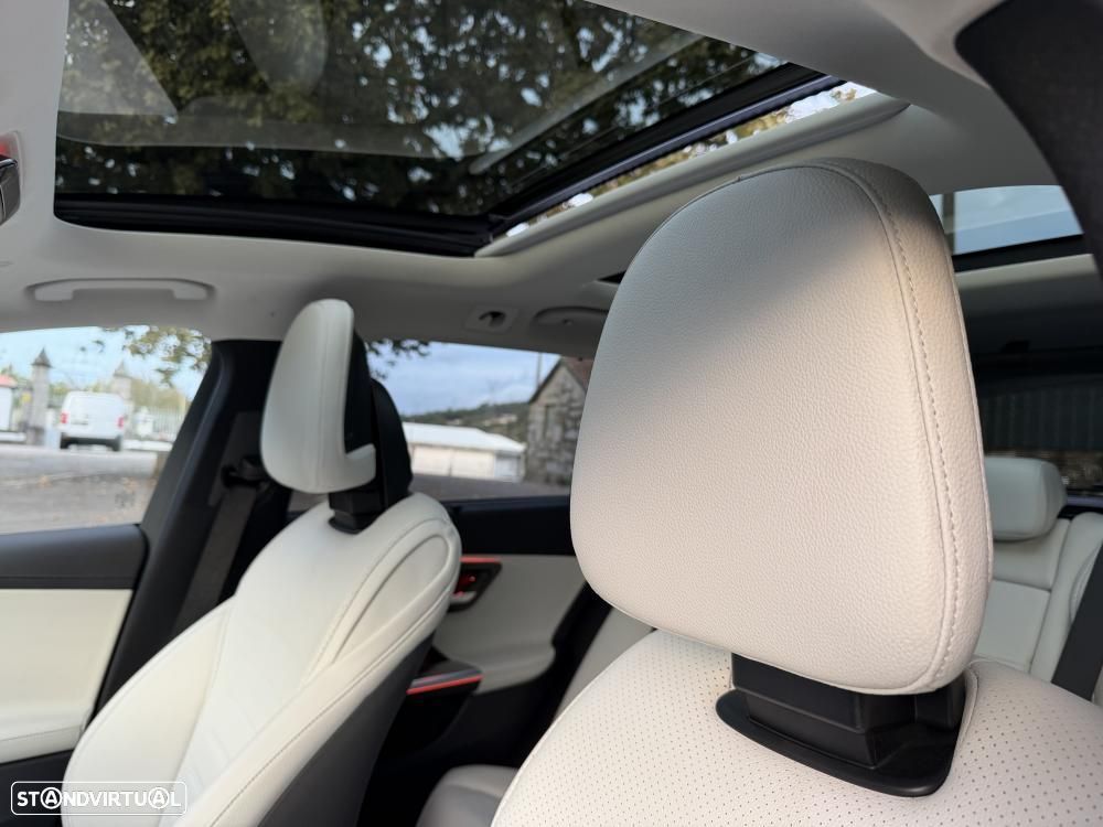 Mercedes-Benz C 300 e T 9G-TRONIC AMG Line Advanced - 27