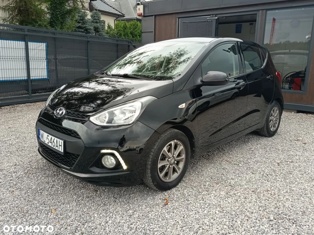 Hyundai i10 1.2 Fifa World Cup Edition - 2