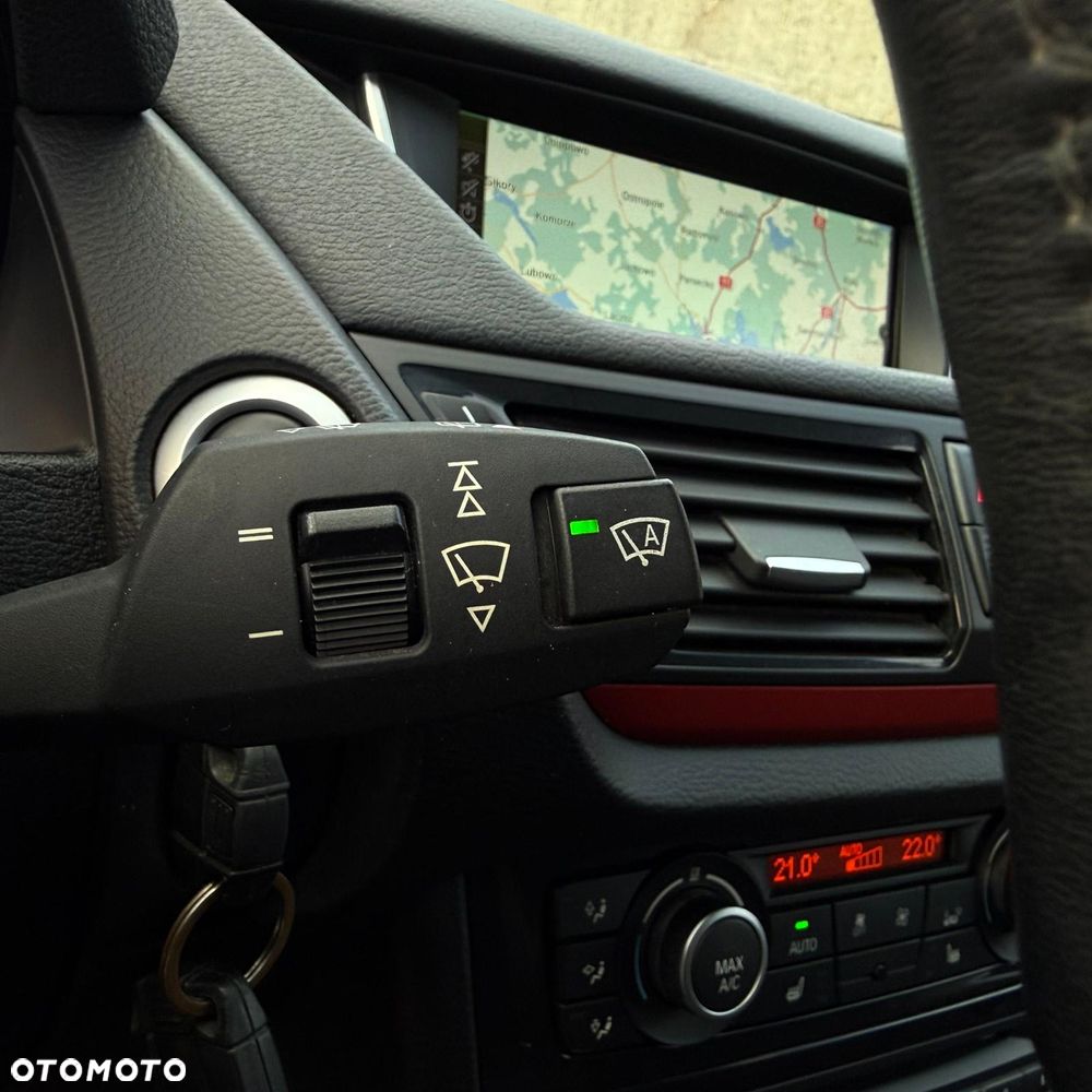 BMW X1 xDrive18d Sport Line - 6