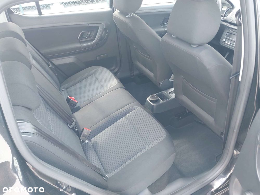 Skoda Fabia 1.2 HTP Ambition - 17