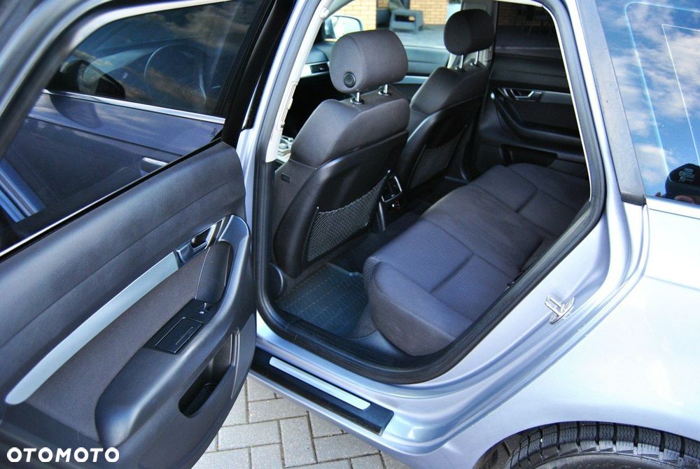 Audi A6 Avant - 11