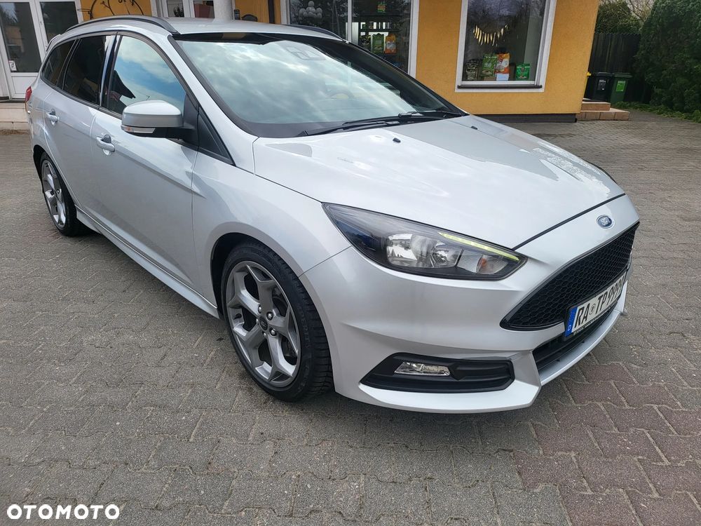 Ford Focus 2.0 TDCi ST-2 - 2