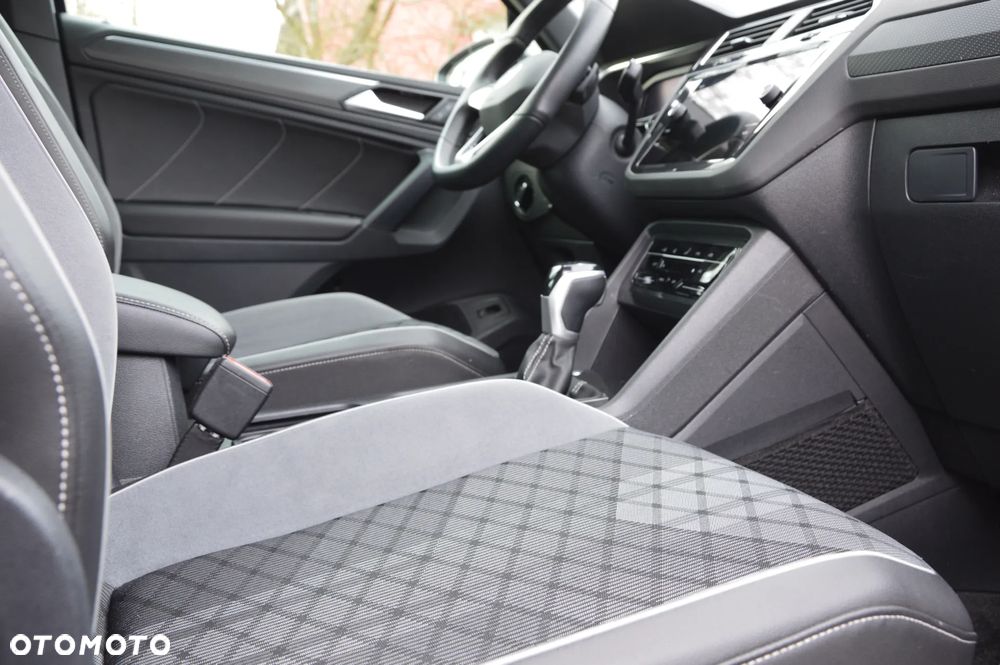 Volkswagen Tiguan 1.5 TSI EVO R-Line DSG - 17