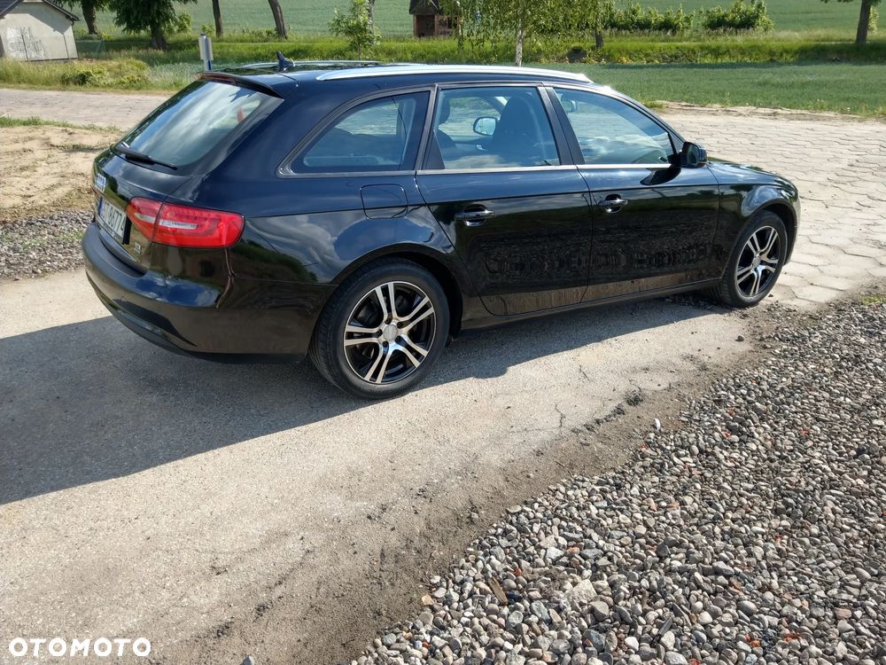 Audi A4 Avant 2.0 TDI DPF quattro Attraction - 5