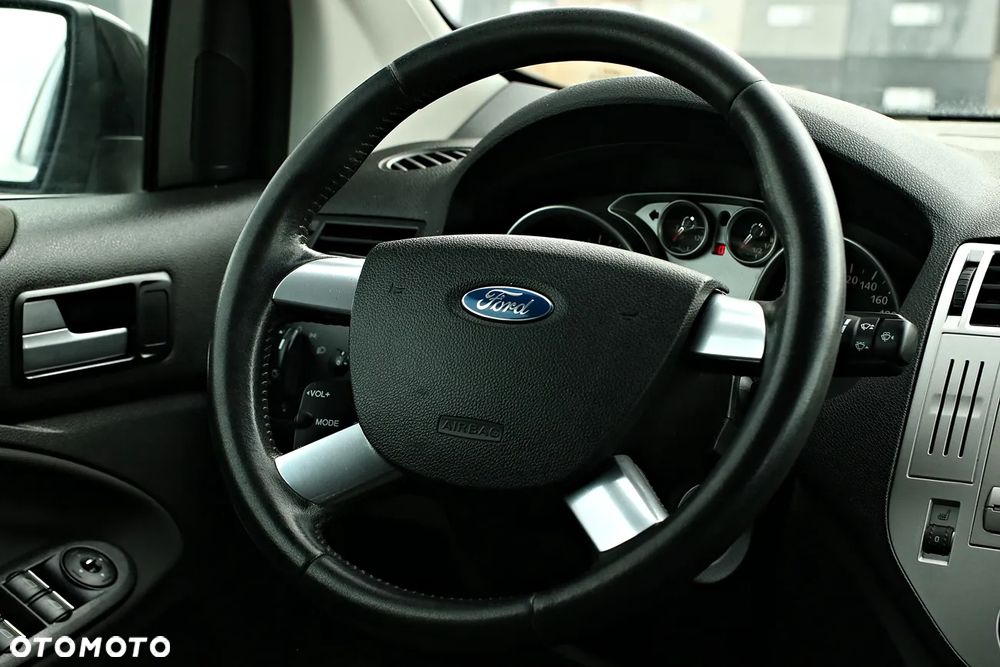 Ford Kuga 2.0 TDCi 2x4 Trend - 33