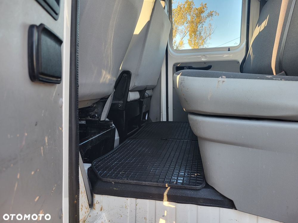Volkswagen Transporter t5 lift doka super stan klima serwisowany - 12