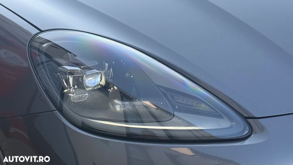 Porsche Cayenne E-Hybrid - 5