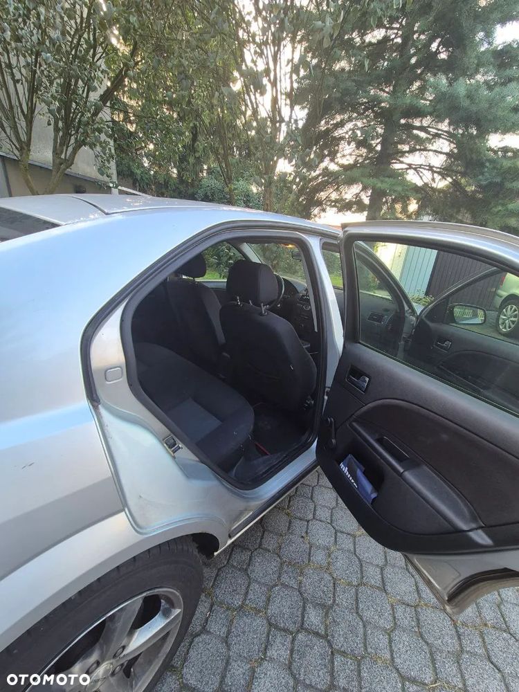 Ford Mondeo - 5