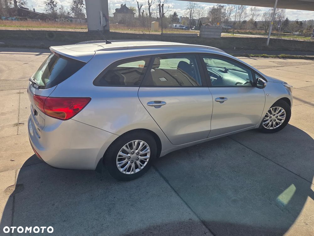 Kia Ceed 1.6 CRDi L - 18