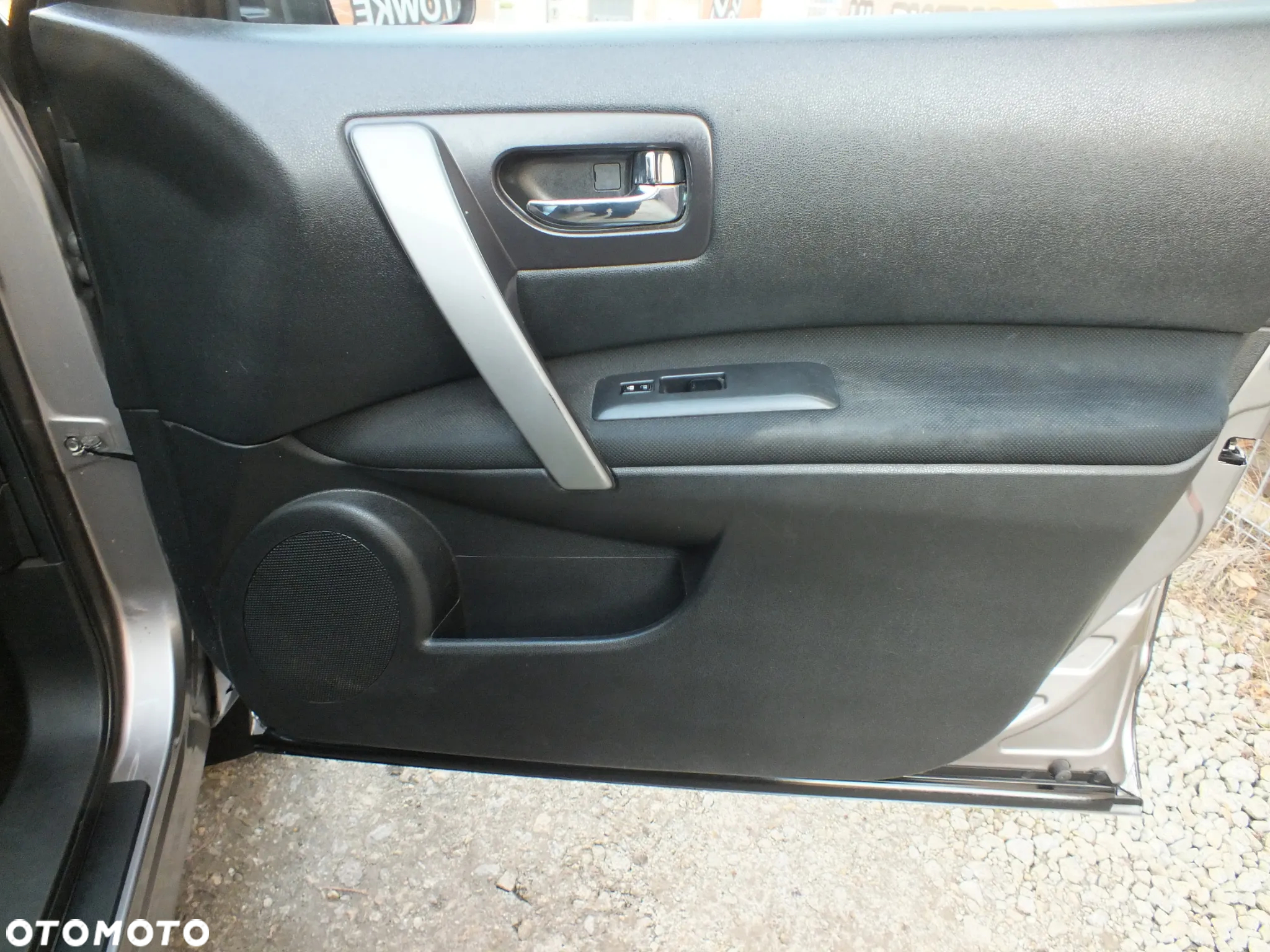 Nissan Rogue - 22