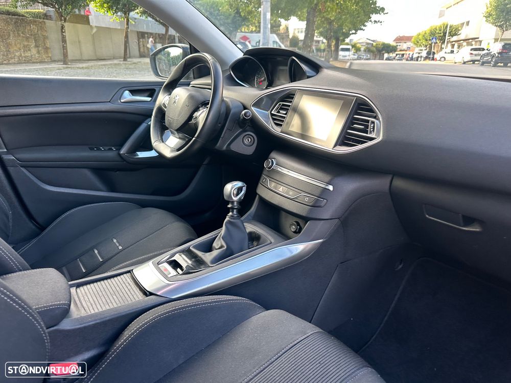 Peugeot 308 e-HDi FAP 115 Stop&Start Allure - 36