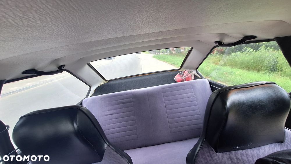 Volkswagen Passat - 4