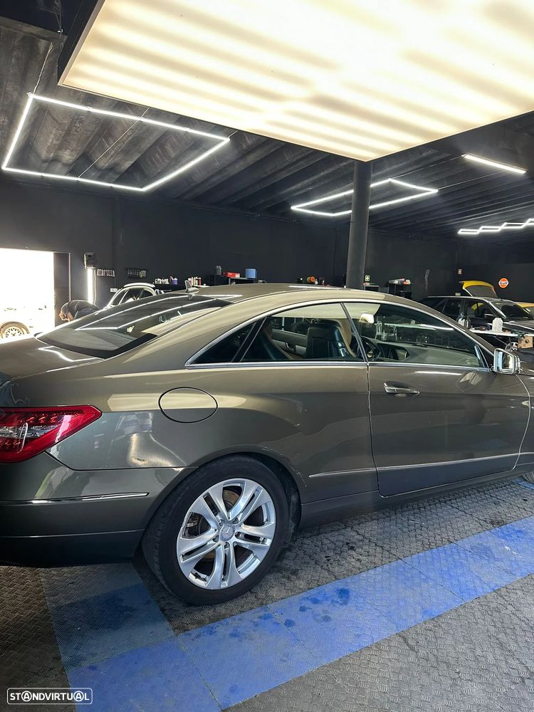 Mercedes-Benz E 220 CDI Classic - 22