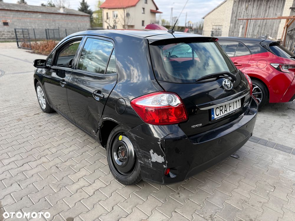 Toyota Auris 1.33 VVT-i Terra Start - 26