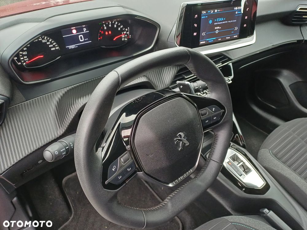 Peugeot 208 1.2 PureTech Allure S&S EAT8 - 14