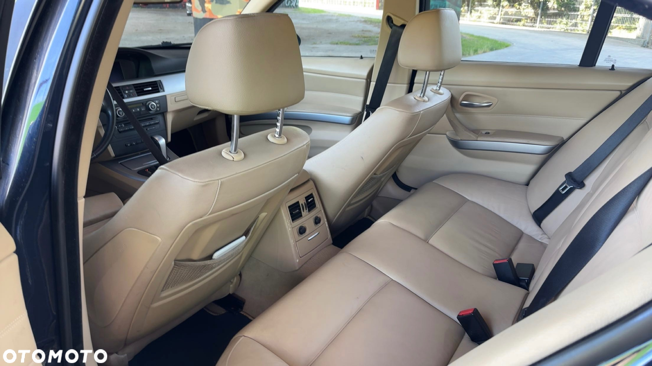 BMW Seria 3 320i - 10