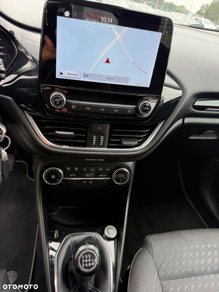 Ford Fiesta 1.0 EcoBoost S&S TITANIUM - 16