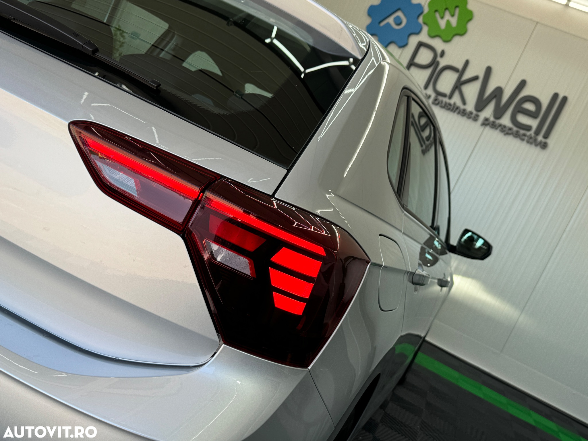 Volkswagen Polo 1.0 TSI DSG Life - 8