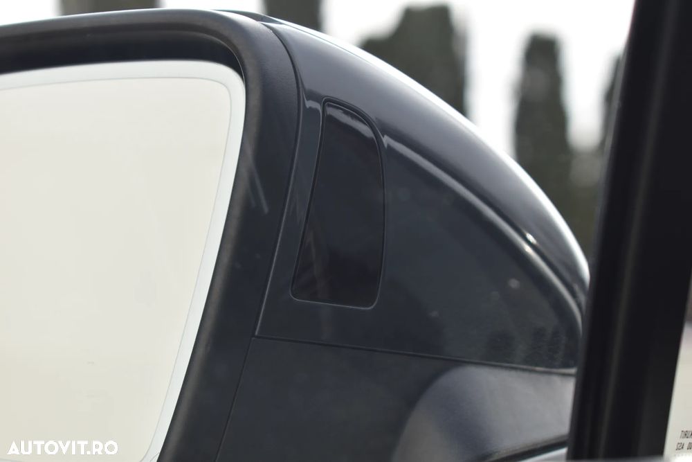 Volkswagen Passat 2.0 TDI DSG (BlueMotion Technology) Highline - 19