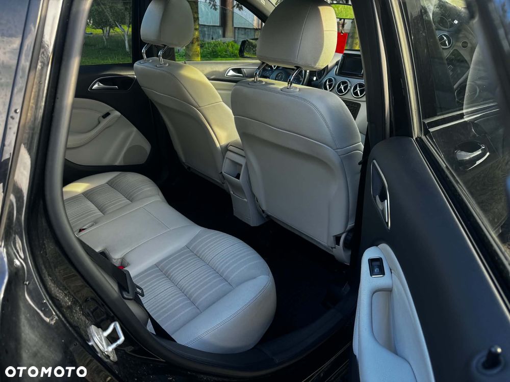 Mercedes-Benz Klasa B 180 (CDI) d 7G-DCT - 4