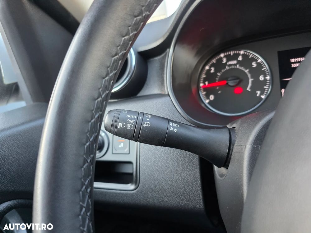 Dacia Duster 1.6 SCe Prestige jante 17" - 11