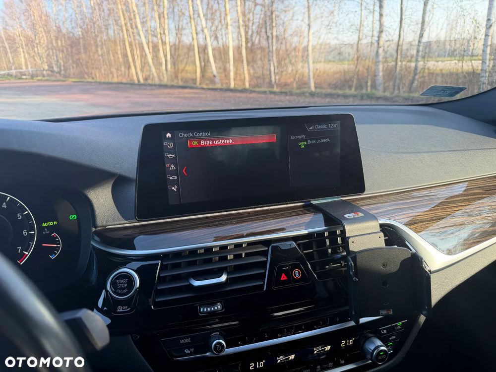 BMW Seria 5 530i xDrive M Sport sport - 27