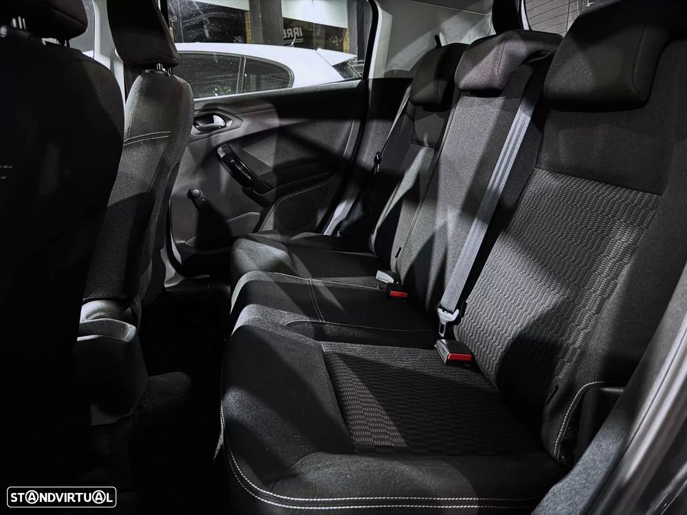 Peugeot 208 1.6 BlueHDi Style - 9