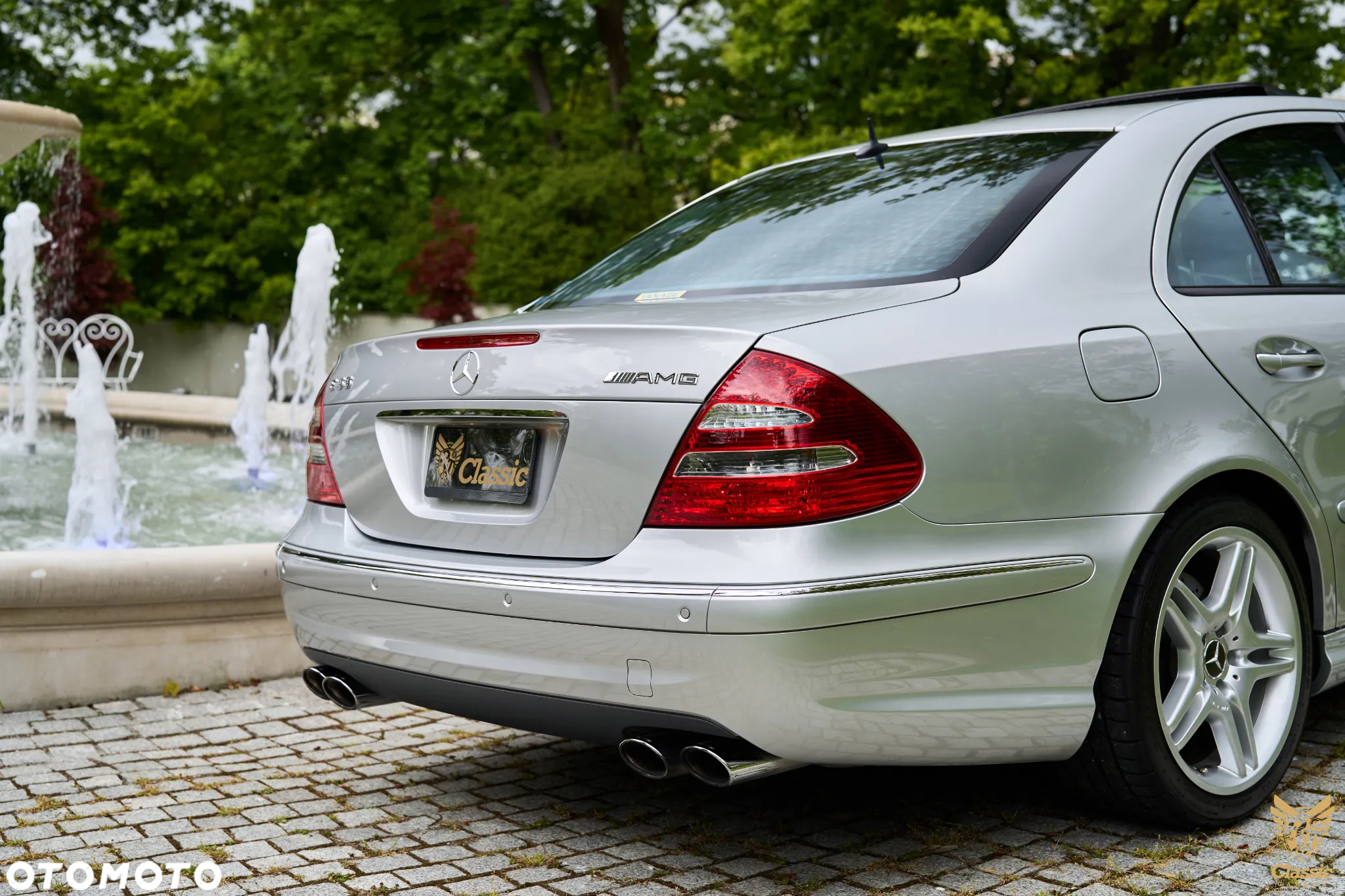 Mercedes-Benz Klasa E 55 AMG - 10