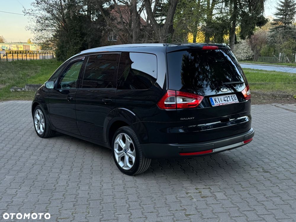 Ford Galaxy 2.0 TDCi Ambiente - 3