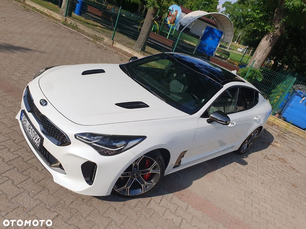 Kia Stinger 3.3 T-GDI V6 GT AWD - 2