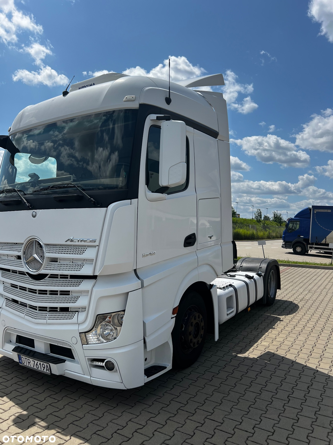Mercedes-Benz Actros MP4 Low Deck - 2