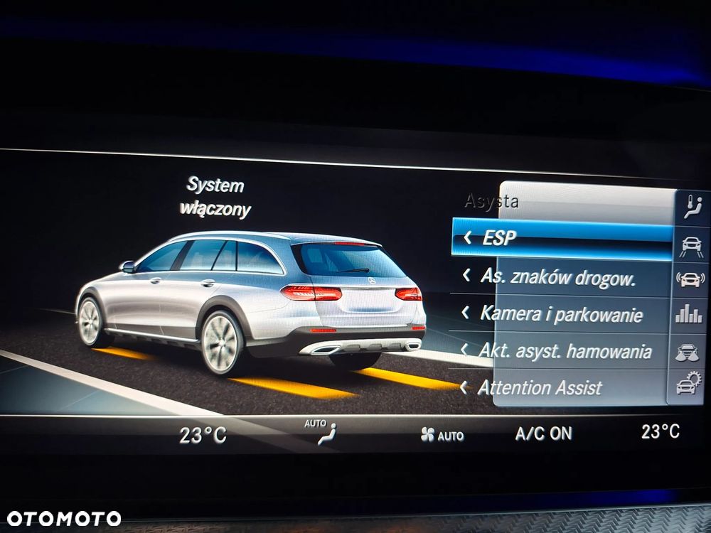 Mercedes-Benz Klasa E 220 d 4-Matic All-Terrain - 22