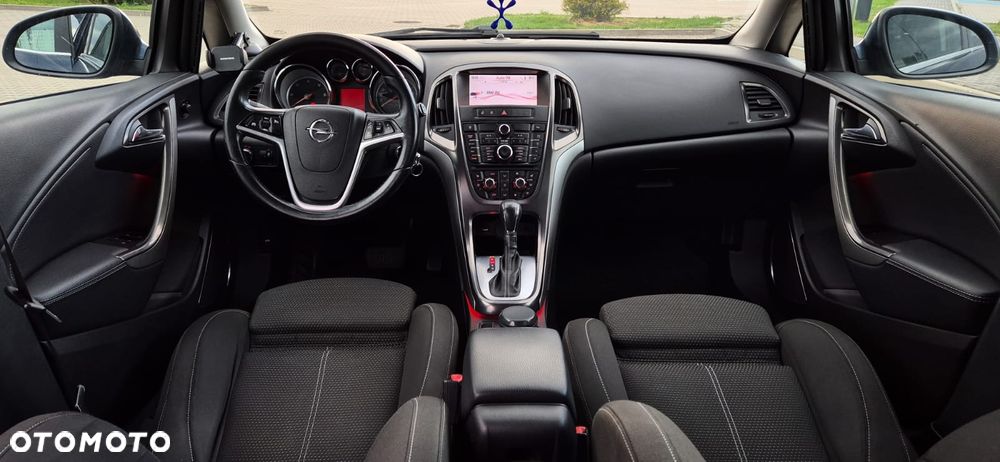 Opel Astra 2.0 CDTI DPF Automatik Cosmo - 10