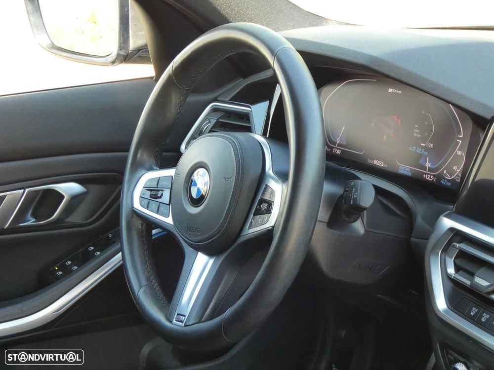 BMW 330 e Pack M Auto - 11