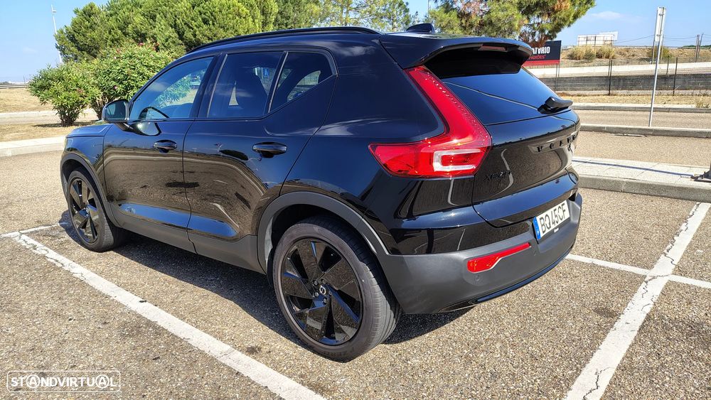 Volvo XC 40 2.0 B3 Black Edition - 6