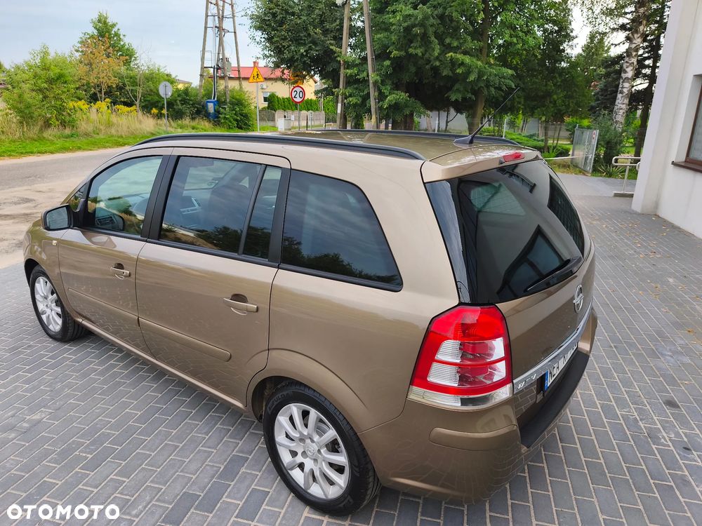 Opel Zafira 1.8 Family Plus - 20