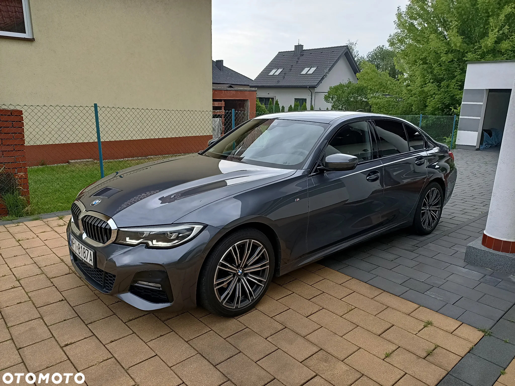 BMW Seria 3 318d M Sport - 3