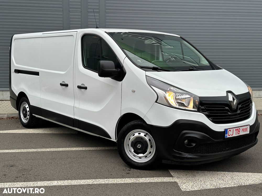 Renault Trafic - 2