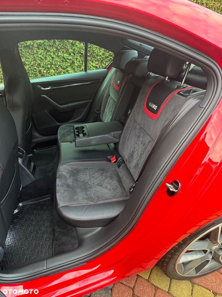 Skoda Octavia 2.0 TSI RS Challenge 245 DSG - 7