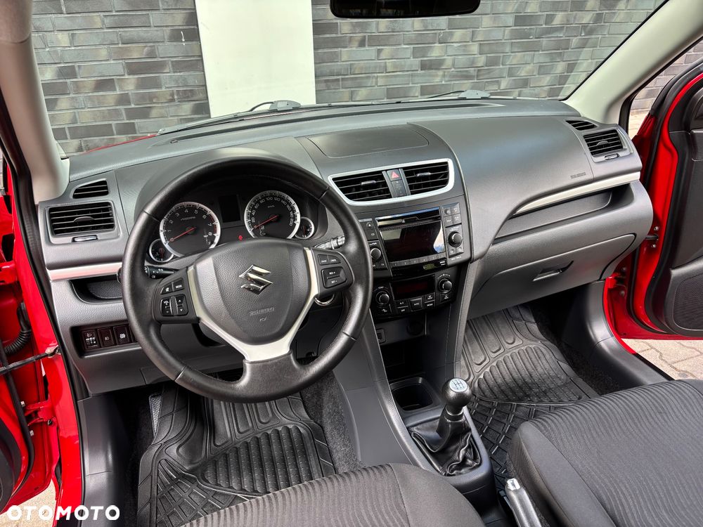 Suzuki Swift 1.2 Premium - 5
