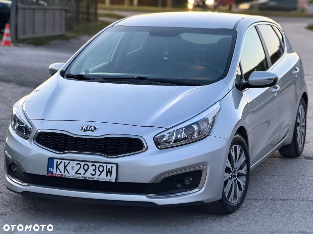 Kia Ceed 1.6 CRDi L - 1