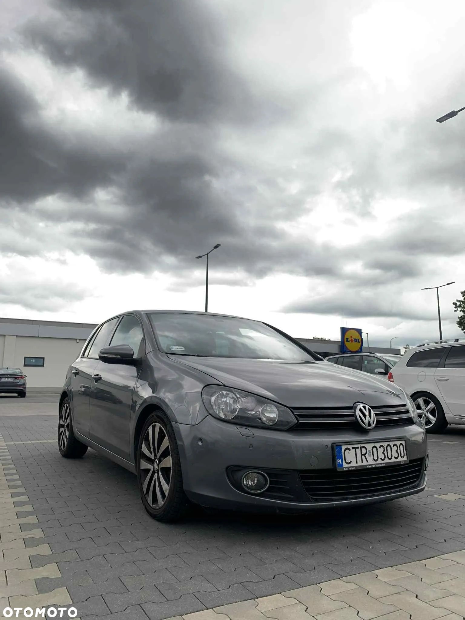 Volkswagen Golf VI 2.0 TDI Highline - 1