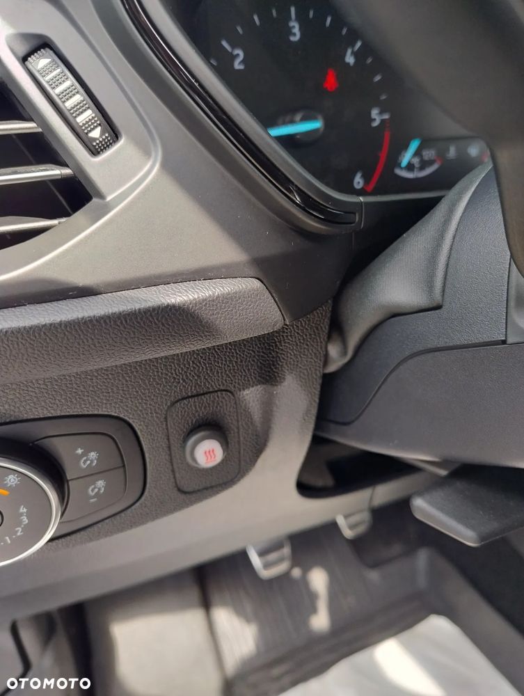 Ford Focus 2.0 EcoBlue ST-Line - 30