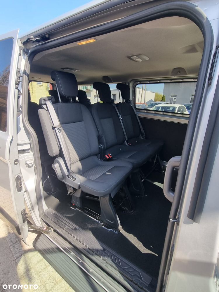 Ford Transit Custom 290 L2H1 Limited - 15