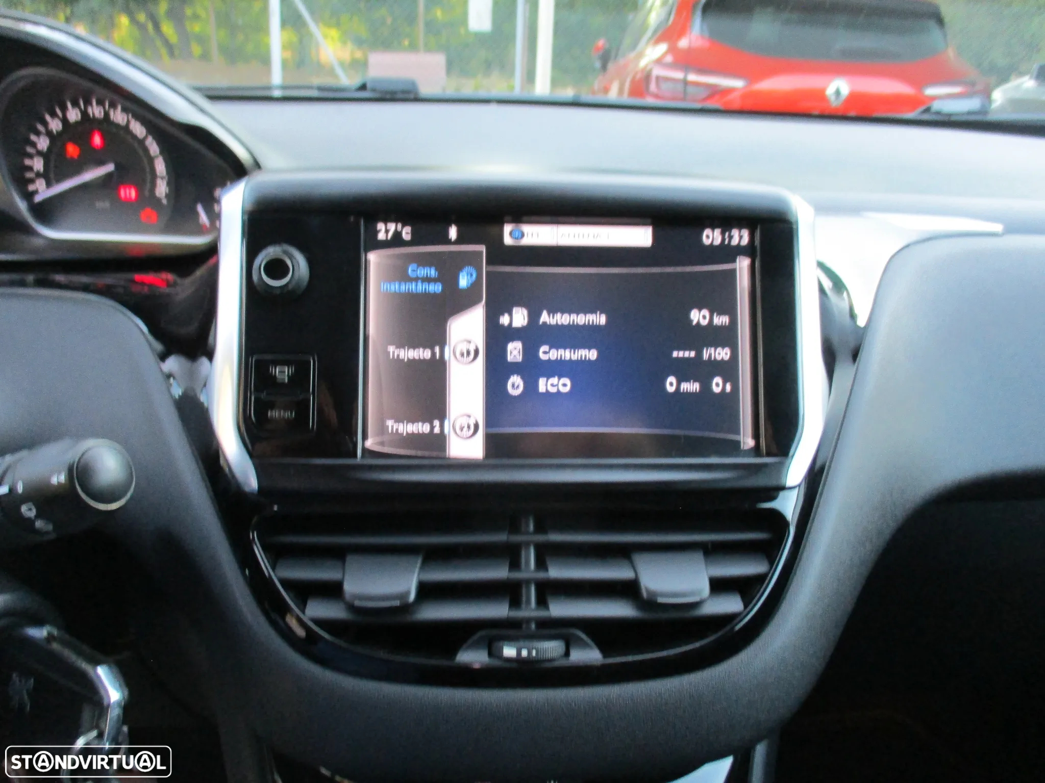 Peugeot 208 1.6 e-HDi Allure - 13
