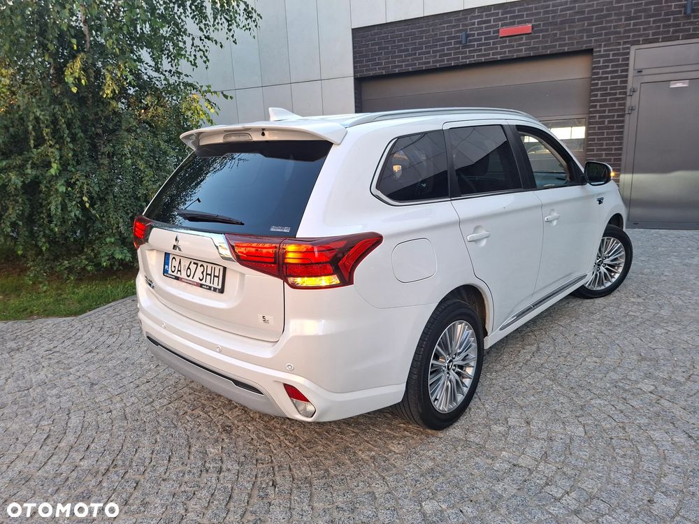 Mitsubishi Outlander Intense - 8